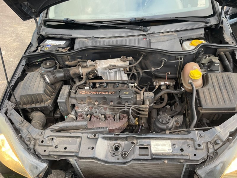 CORSA 1.0 MPFI MAXX 8V GASOLINA 4P MANUAL - 2005 - CAXIAS DO SUL