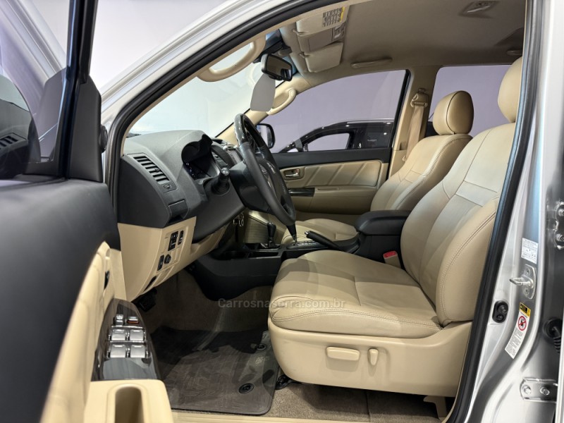 HILUX SW4 3.0 SRV 4X4 16V TURBO INTERCOOLER DIESEL 4P AUTOMÁTICO - 2015 - ERECHIM