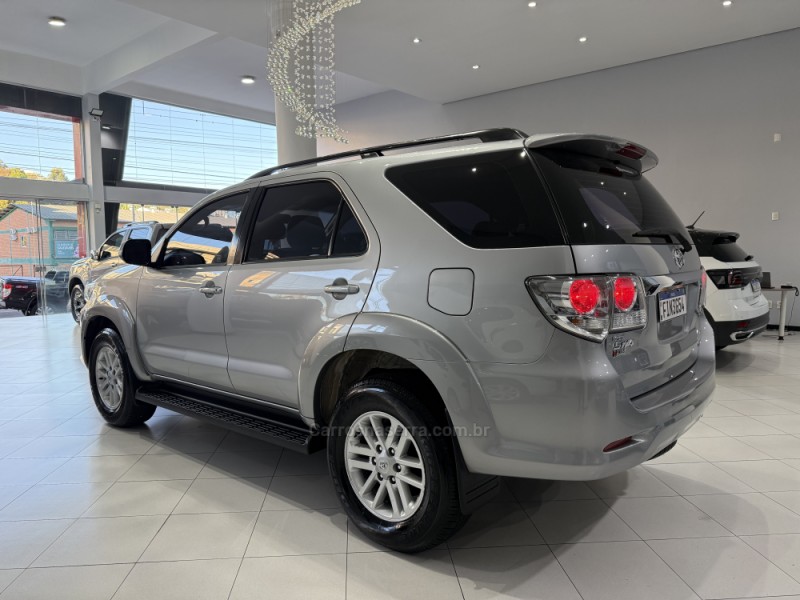 HILUX SW4 3.0 SRV 4X4 16V TURBO INTERCOOLER DIESEL 4P AUTOMÁTICO - 2015 - ERECHIM