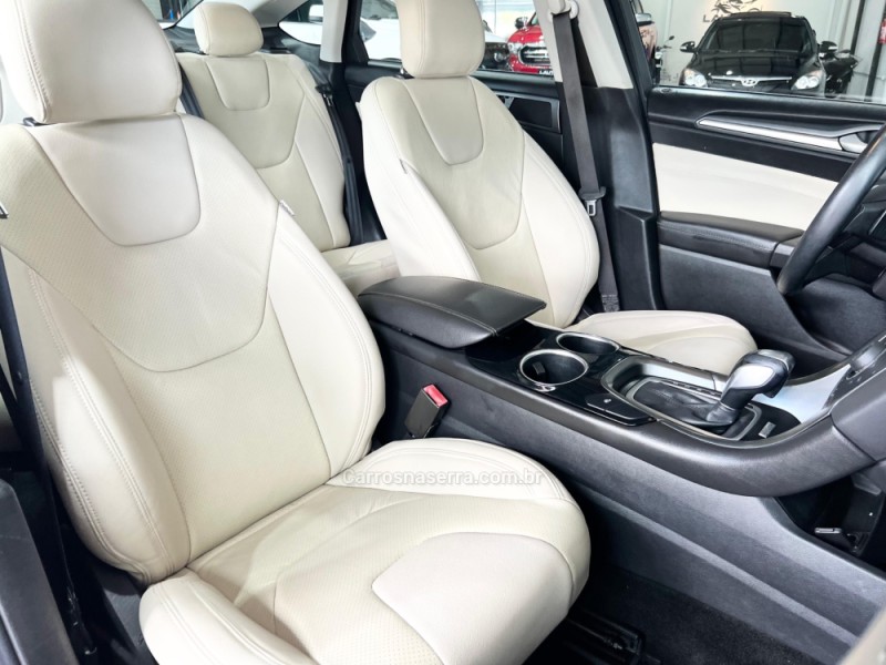 FUSION 2.0 TITANIUM AWD 16V GASOLINA 4P AUTOMÁTICO - 2013 - NOVO HAMBURGO