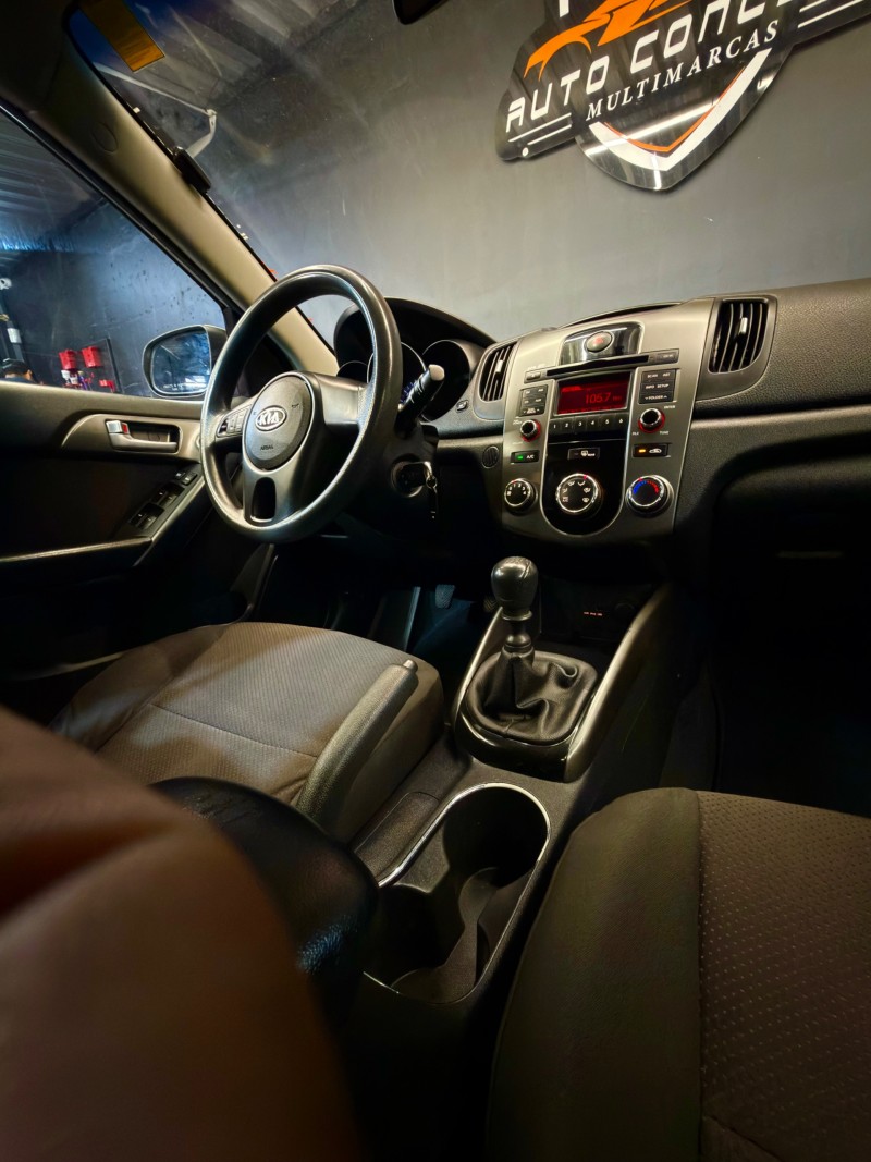 CERATO 1.6 EX3 SEDAN 16V GASOLINA 4P MANUAL - 2011 - CAXIAS DO SUL