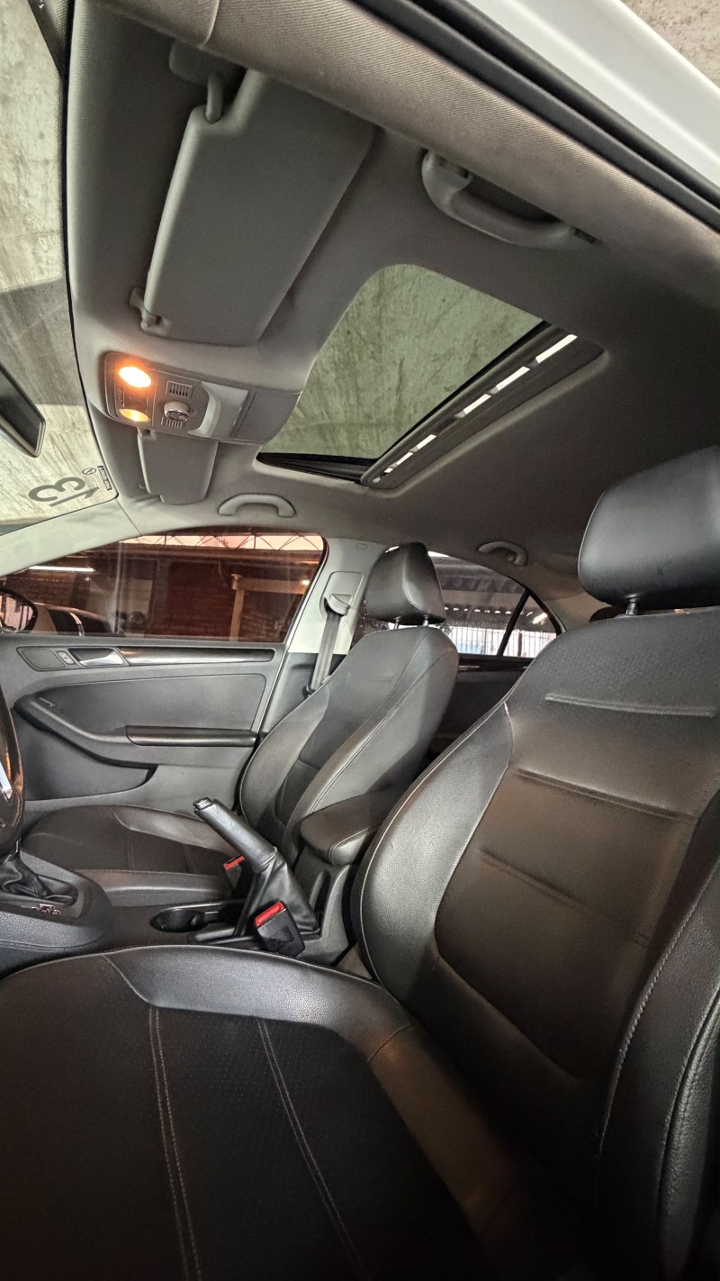 JETTA 2.0 COMFORTLINE FLEX 4P TIPTRONIC - 2013 - CAXIAS DO SUL