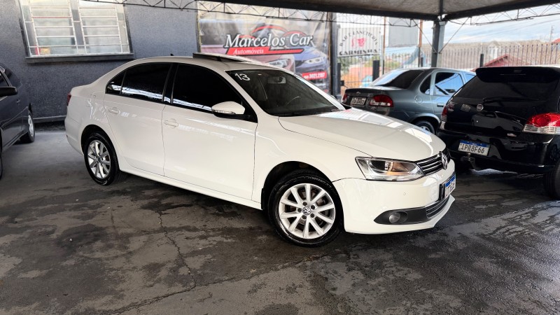JETTA 2.0 COMFORTLINE FLEX 4P TIPTRONIC - 2013 - CAXIAS DO SUL
