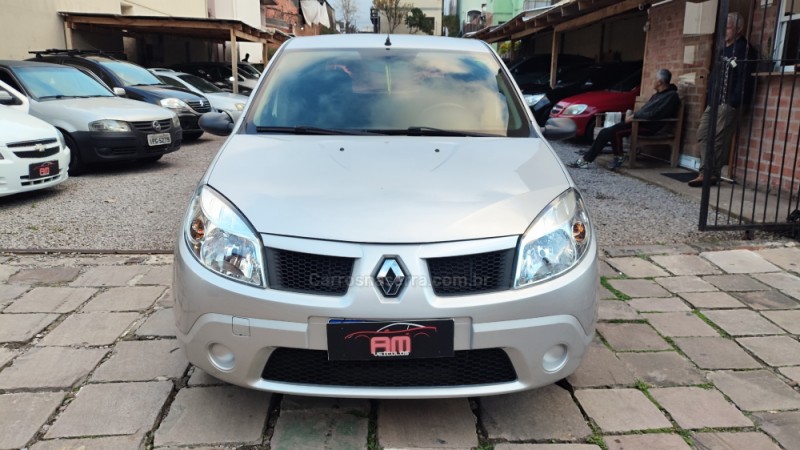 SANDERO 1.0 EXPRESSION 16V FLEX 4P MANUAL - 2011 - CAXIAS DO SUL