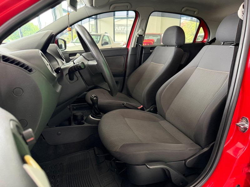 GOL 1.6 MI TRENDLINE 8V FLEX 4P MANUAL - 2014 - FELIZ