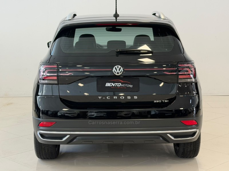 T-CROSS 1.4 HIGHLINE TSI 16V FLEX 4P AUTOMÁTICO - 2021 - BENTO GONçALVES