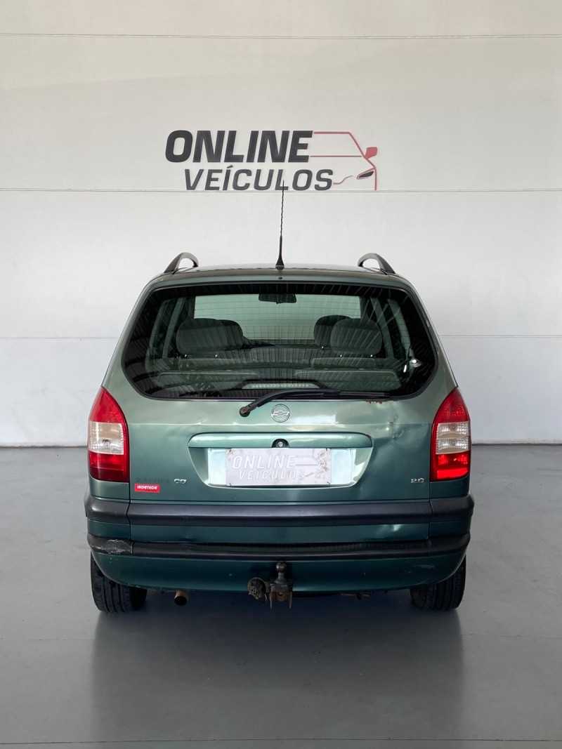ZAFIRA 2.0 MPFI CD 8V GASOLINA 4P MANUAL - 2003 - FARROUPILHA