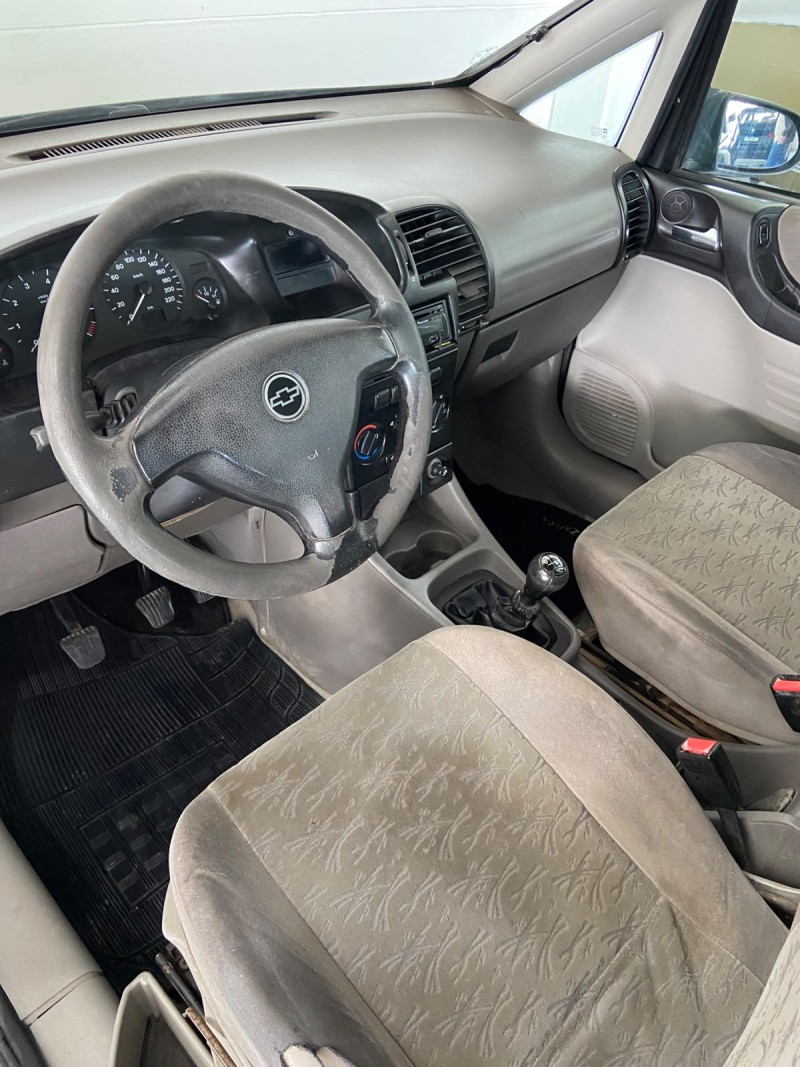 ZAFIRA 2.0 MPFI CD 8V GASOLINA 4P MANUAL - 2003 - FARROUPILHA