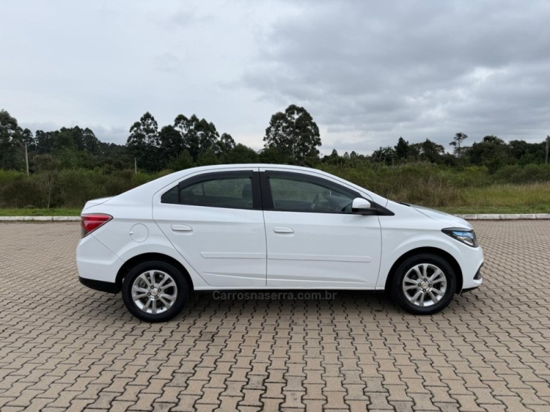 PRISMA 1.4 MPFI LTZ 8V FLEX 4P MANUAL - 2015 - IVOTI