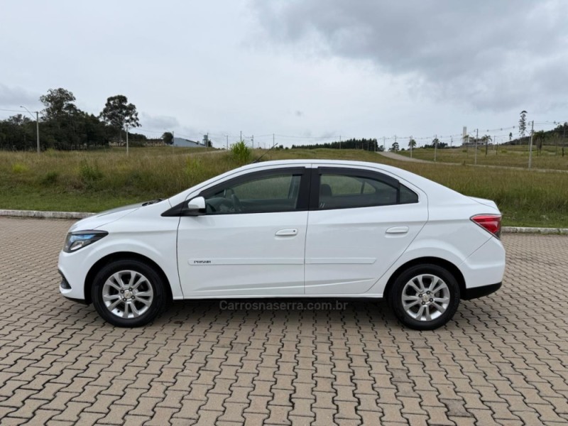 PRISMA 1.4 MPFI LTZ 8V FLEX 4P MANUAL - 2015 - IVOTI