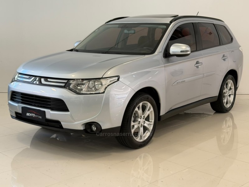 outlander 2.0 16v gasolina 4p automatico 2014 bento goncalves