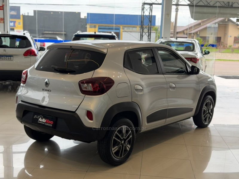 KWID 1.0 12V SCE FLEX INTENSE MANUAL - 2023 - VACARIA