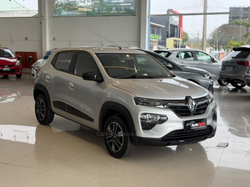 KWID 1.0 12V SCE FLEX INTENSE MANUAL - 2023 - VACARIA