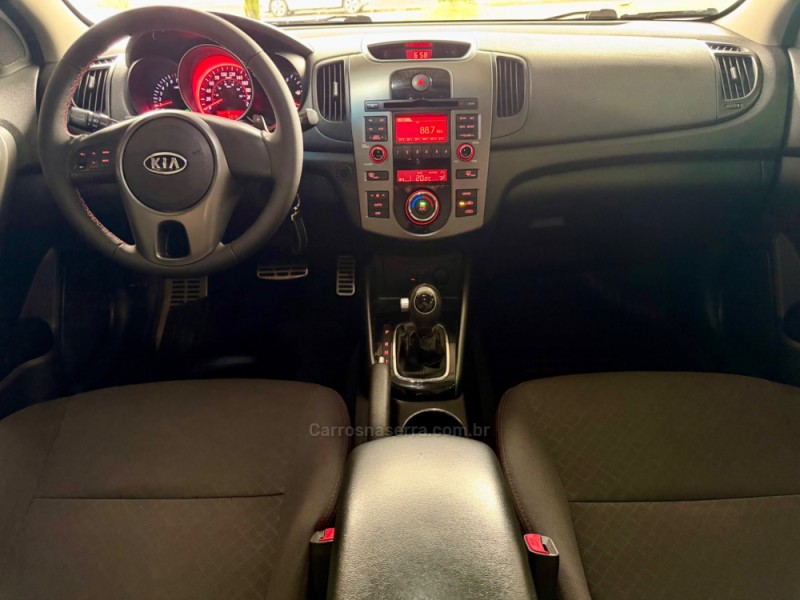 CERATO 1.6 SX3 16V GASOLINA 4P AUTOMÁTICO - 2011 - CAMPO BOM