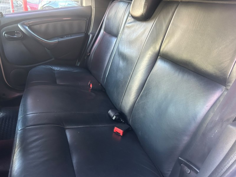 DUSTER 1.6 DYNAMIQUE 4X2 16V FLEX 4P MANUAL - 2014 - TRêS COROAS