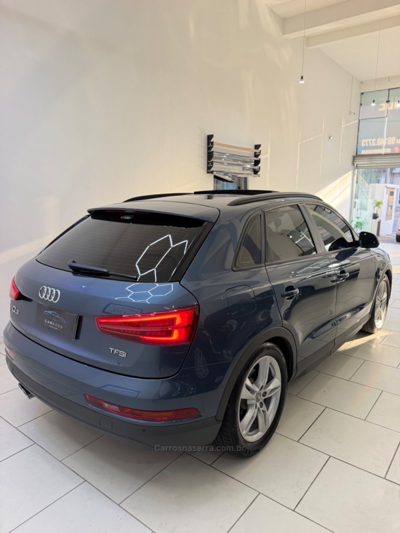 Q3 1.4 TFSI ATTRACTION GASOLINA 4P S TRONIC - 2017 - CAXIAS DO SUL
