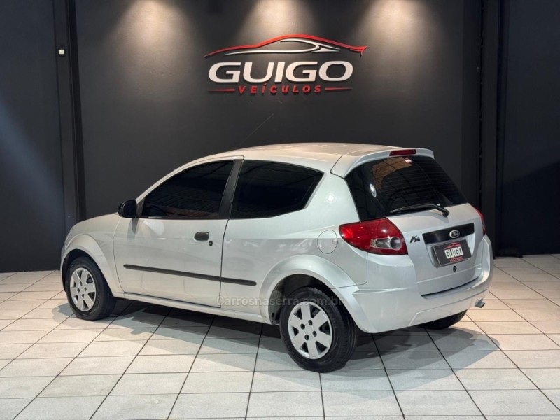 KA 1.0 I 8V GASOLINA 2P MANUAL - 2011 - NOVO HAMBURGO
