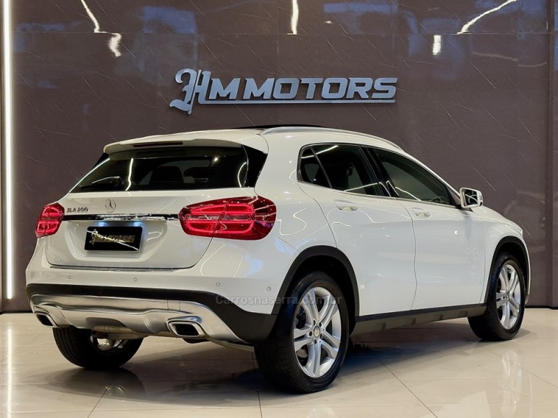 GLA 200 1.6 CGI VISION 16V TURBO GASOLINA 4P AUTOMÁTICO - 2015 - CAXIAS DO SUL