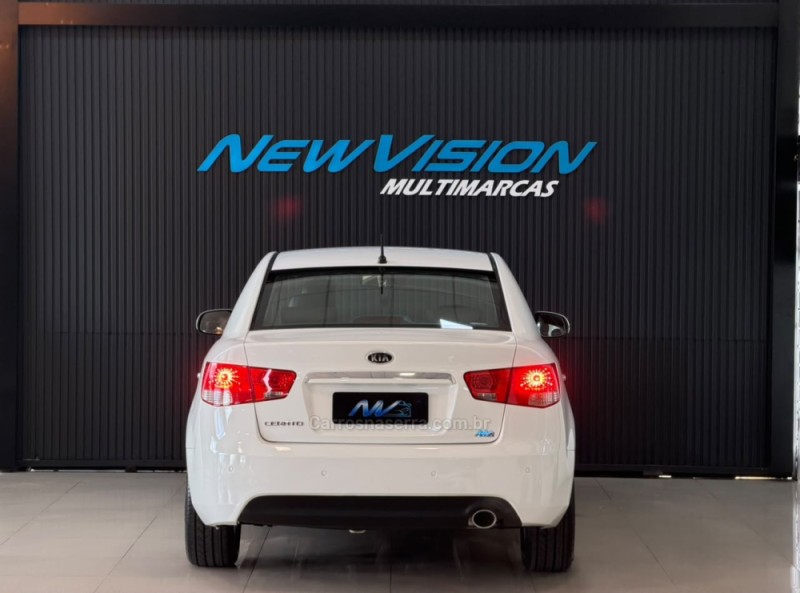 CERATO 1.6 SX3 16V GASOLINA 4P AUTOMÁTICO - 2013 - ESTâNCIA VELHA