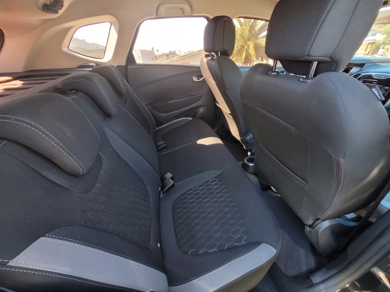 CAPTUR 1.6 16V FLEX ZEN AUTOMÁTICO - 2018 - CARLOS BARBOSA