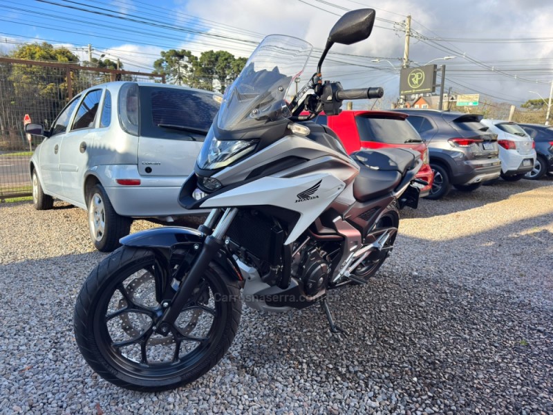 nc 750x abs 2022 canela