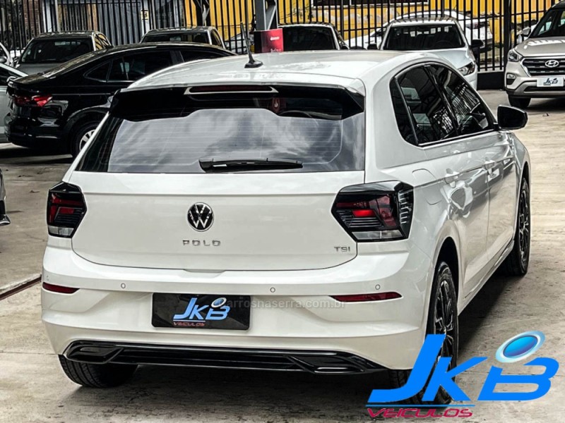 POLO 1.0	200 TSI HIGHLINE AUTOMÁTICO  - 2023 - NOVO HAMBURGO