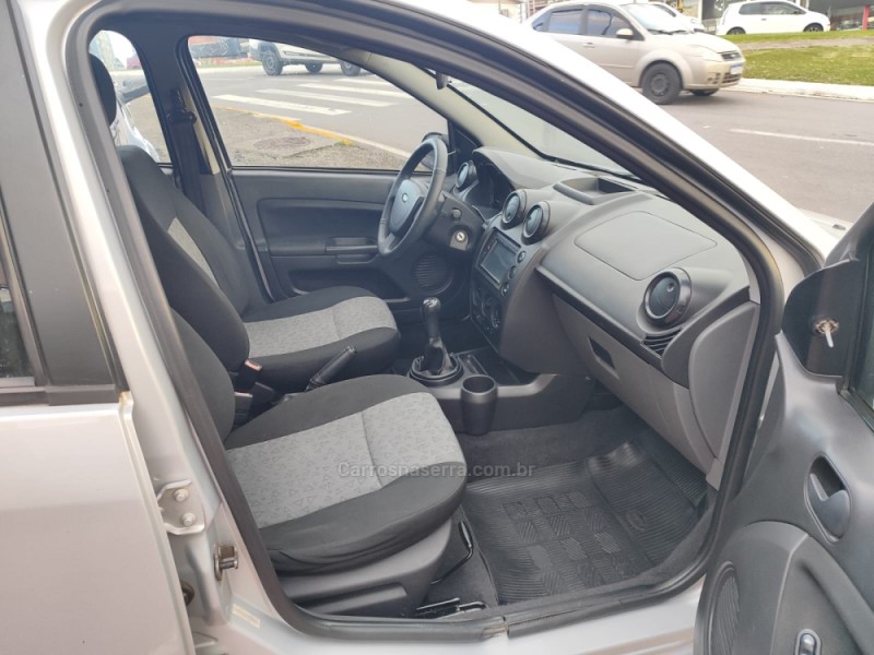 FIESTA 1.0 MPI 8V GASOLINA 4P MANUAL - 2013 - FARROUPILHA