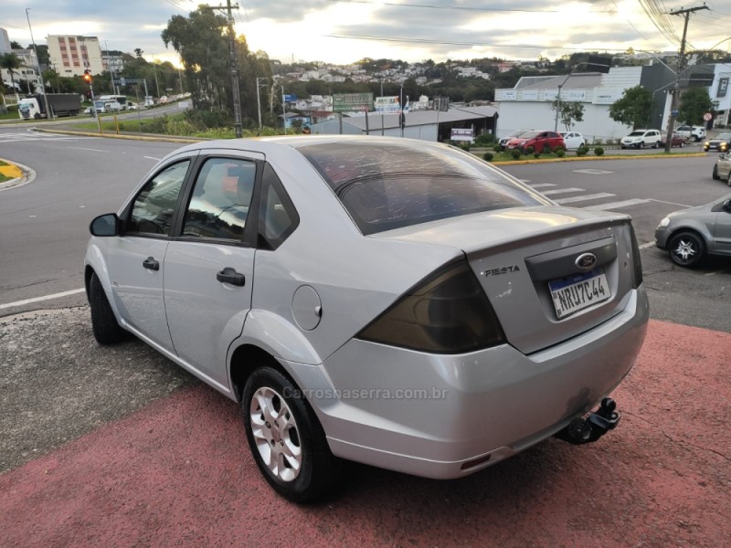 FIESTA 1.0 MPI 8V GASOLINA 4P MANUAL - 2013 - FARROUPILHA