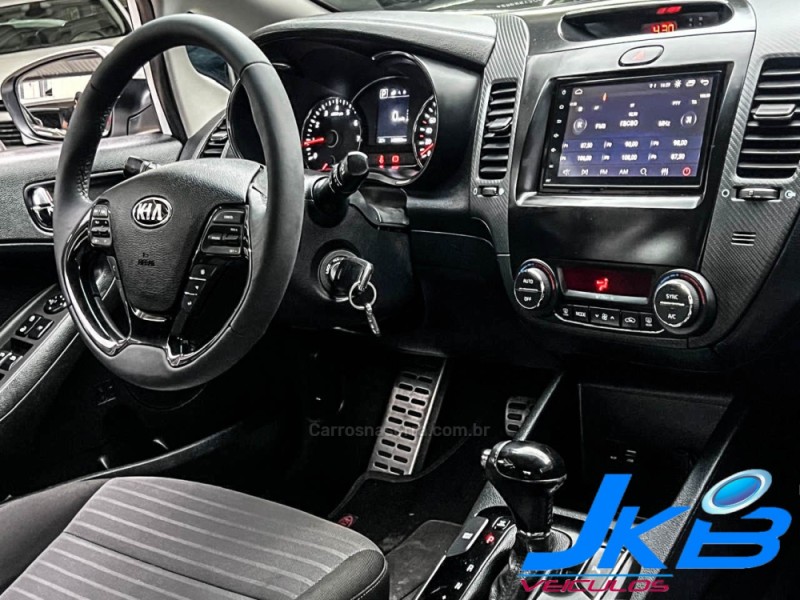 CERATO 1.6 16V SX4 FLEX 4P AUTOMÁTICO - 2018 - NOVO HAMBURGO