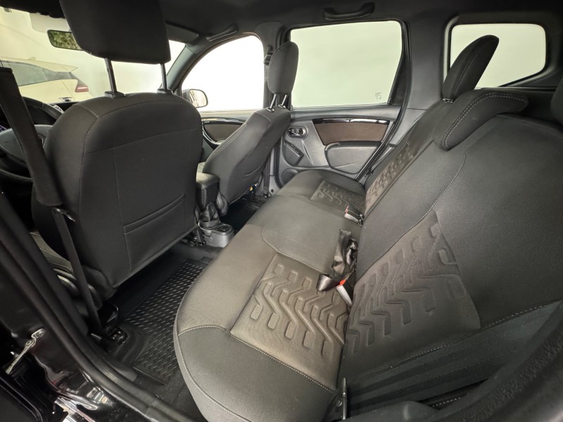DUSTER 1.6 DYNAMIQUE 4X2 16V FLEX 4P MANUAL - 2016 - CAXIAS DO SUL