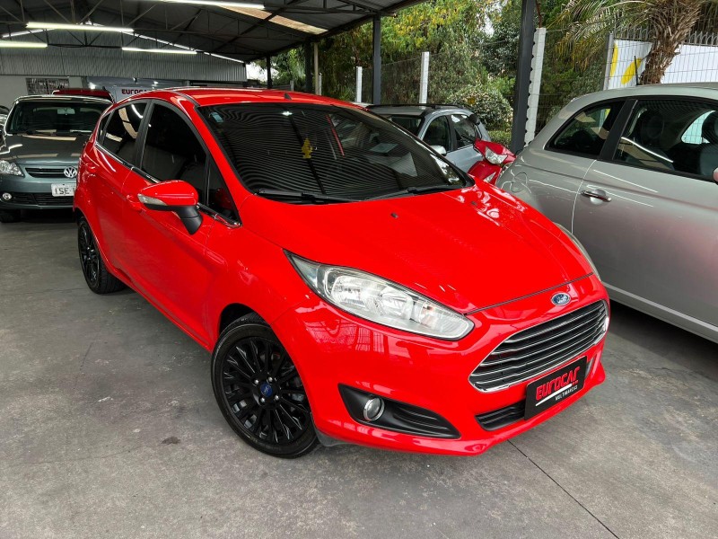 FIESTA 1.6 TITANIUM HATCH 16V FLEX 4P AUTOMÁTICO - 2014 - CAXIAS DO SUL