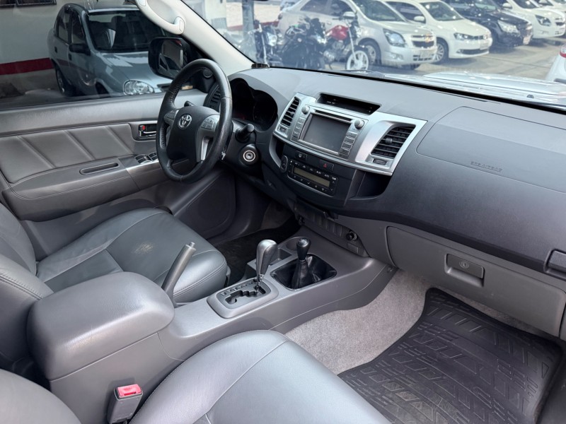 HILUX 3.0 SRV 4X4 CD 16V TURBO INTERCOOLER DIESEL 4P AUTOMÁTICO - 2014 - CAXIAS DO SUL