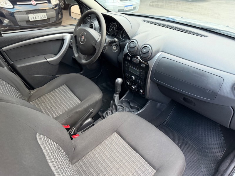 SANDERO 1.0 EXPRESSION 16V FLEX 4P MANUAL - 2014 - CAXIAS DO SUL