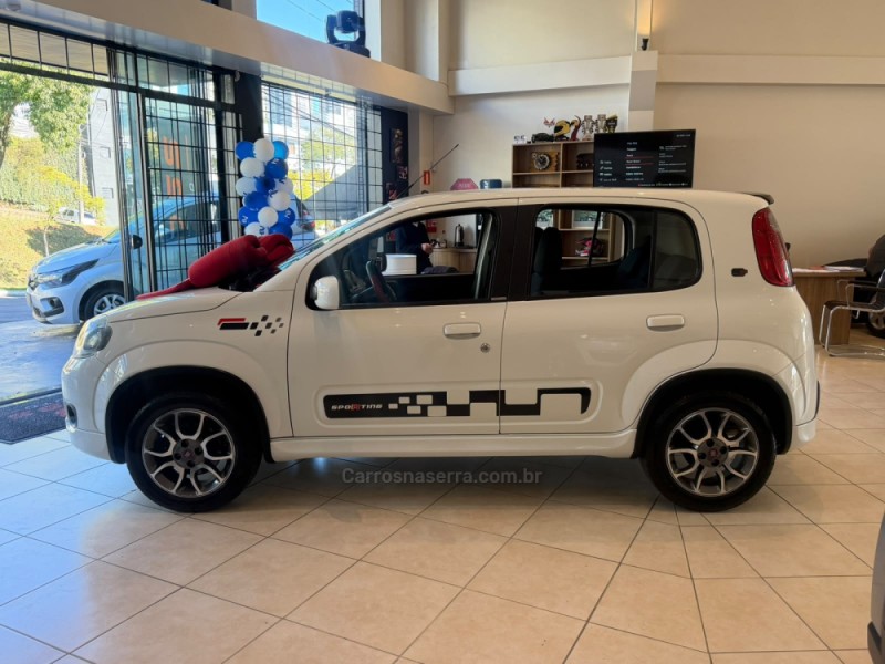 UNO 1.4 SPORTING 8V FLEX 4P MANUAL - 2012 - CAXIAS DO SUL