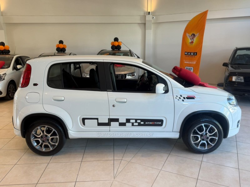 UNO 1.4 SPORTING 8V FLEX 4P MANUAL - 2012 - CAXIAS DO SUL
