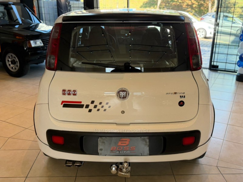 UNO 1.4 SPORTING 8V FLEX 4P MANUAL - 2012 - CAXIAS DO SUL