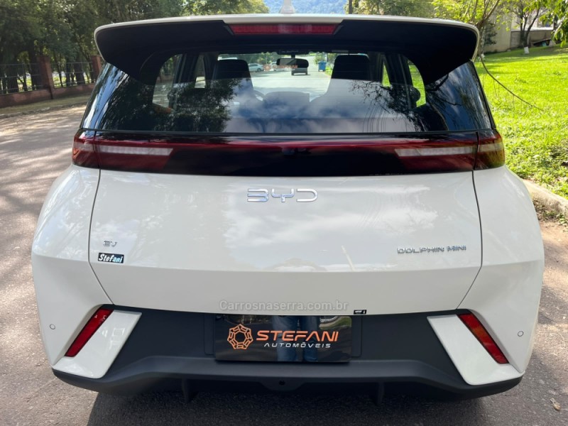 DOLPHIN MINI ELÉTRICO 4P AUTOMÁTICO - 2027 - FELIZ