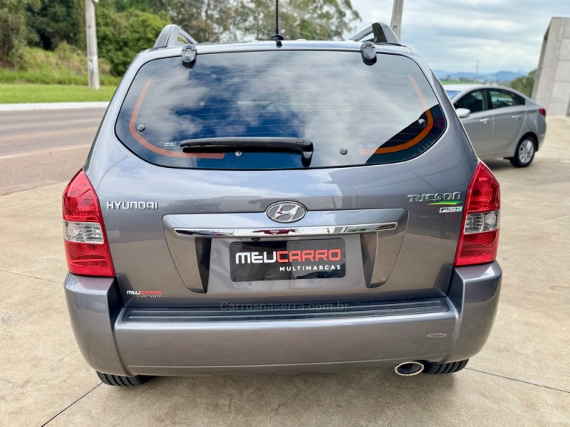 TUCSON 2.0 MPFI GLS TOP 16V 143CV 2WD FLEX 4P AUTOMÁTICO - 2016 - LAJEADO