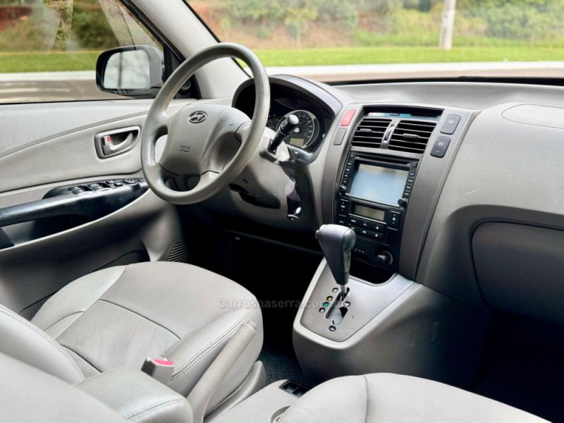 TUCSON 2.0 MPFI GLS TOP 16V 143CV 2WD FLEX 4P AUTOMÁTICO - 2016 - LAJEADO