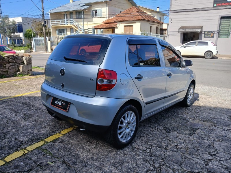 FOX 1.6 MI PLUS 8V FLEX 4P MANUAL - 2006 - FARROUPILHA