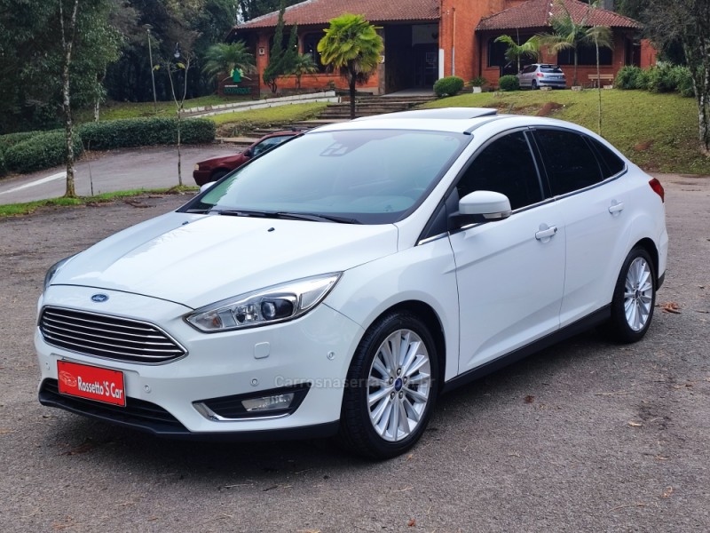 focus 2.0 titanium plus sedan 16v flex 4p automatico 2016 farroupilha