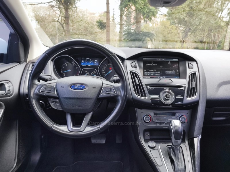 FOCUS 2.0 TITANIUM PLUS SEDAN 16V FLEX 4P AUTOMÁTICO - 2016 - FARROUPILHA