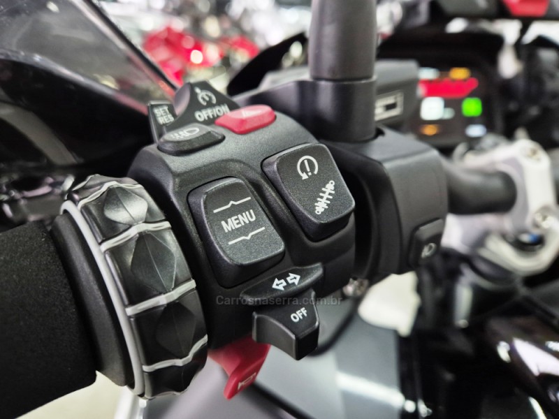 R 1250 GS ADVENTURE PREMIUM TRIPLE BLACK - 2023 - CAXIAS DO SUL