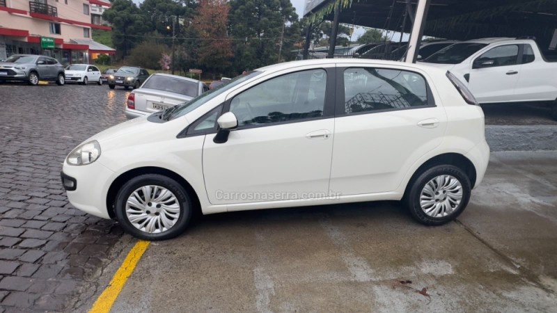 PUNTO 1.4 ATTRACTIVE 8V FLEX 4P MANUAL - 2014 - SãO FRANCISCO DE PAULA
