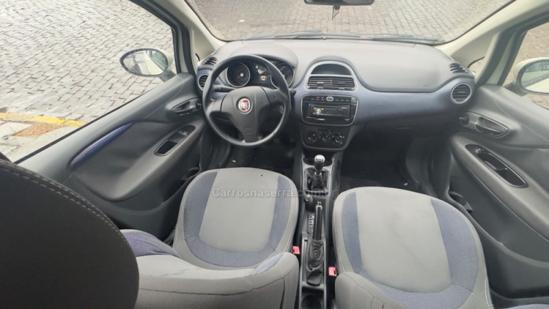 PUNTO 1.4 ATTRACTIVE 8V FLEX 4P MANUAL - 2014 - SãO FRANCISCO DE PAULA
