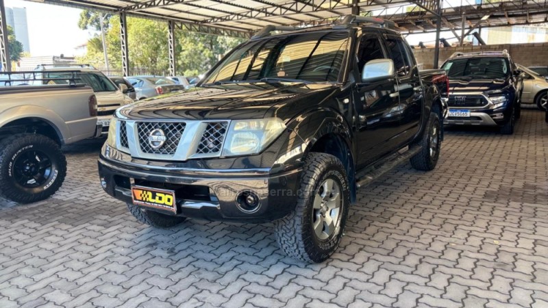 FRONTIER 2.8 XE ATTACK 4X4 CD TURBO ELETRONIC DIESEL 4P MANUAL - 2013 - CAXIAS DO SUL