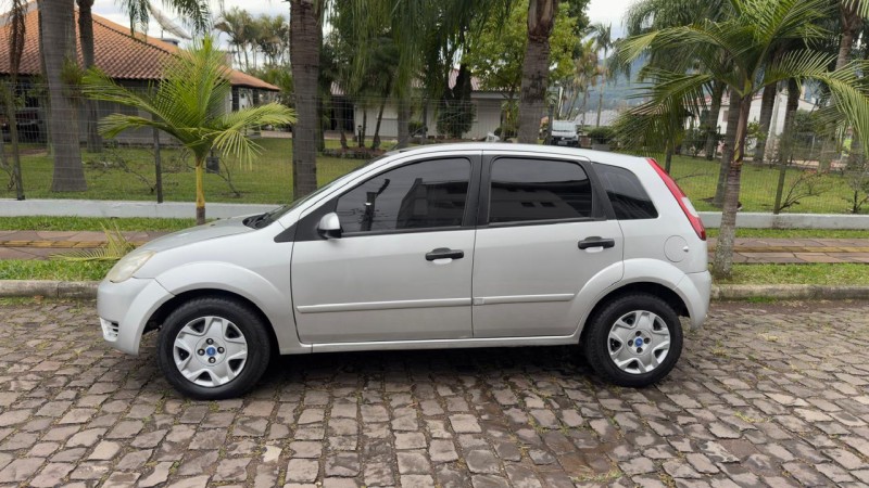 FIESTA 1.0 MPI HATCH 8V FLEX 4P MANUAL - 2004 - FELIZ