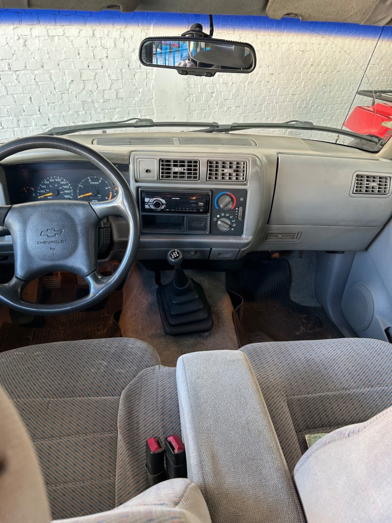 BLAZER 2.5 DLX 4X2 8V TURBO DIESEL 4P MANUAL - 1999 - CAXIAS DO SUL