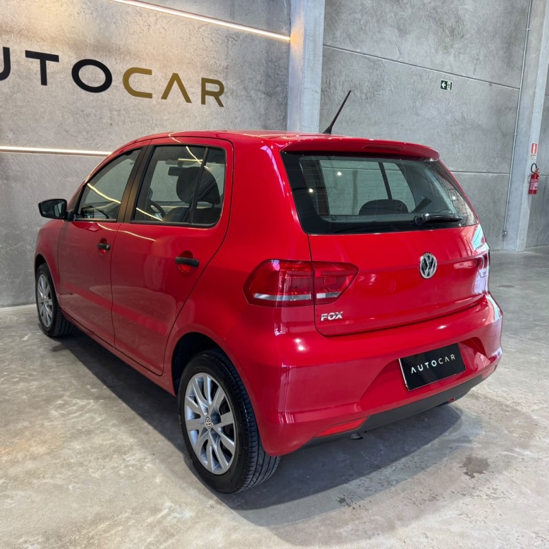 FOX 1.0 MI TRENDLINE 8V FLEX 4P MANUAL - 2015 - CAXIAS DO SUL