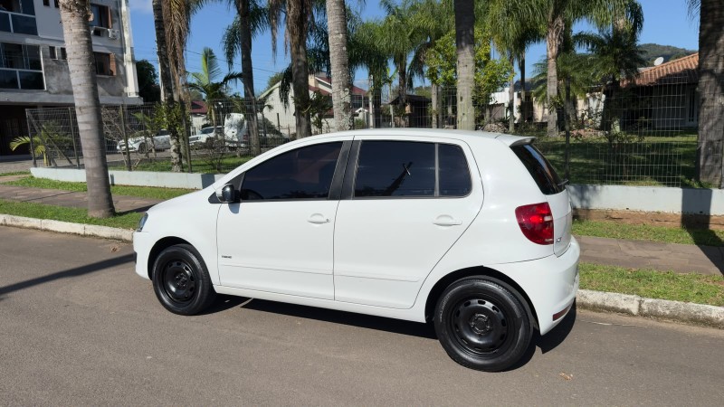 fox 1.0 mi 8v flex 4p manual 2013 feliz